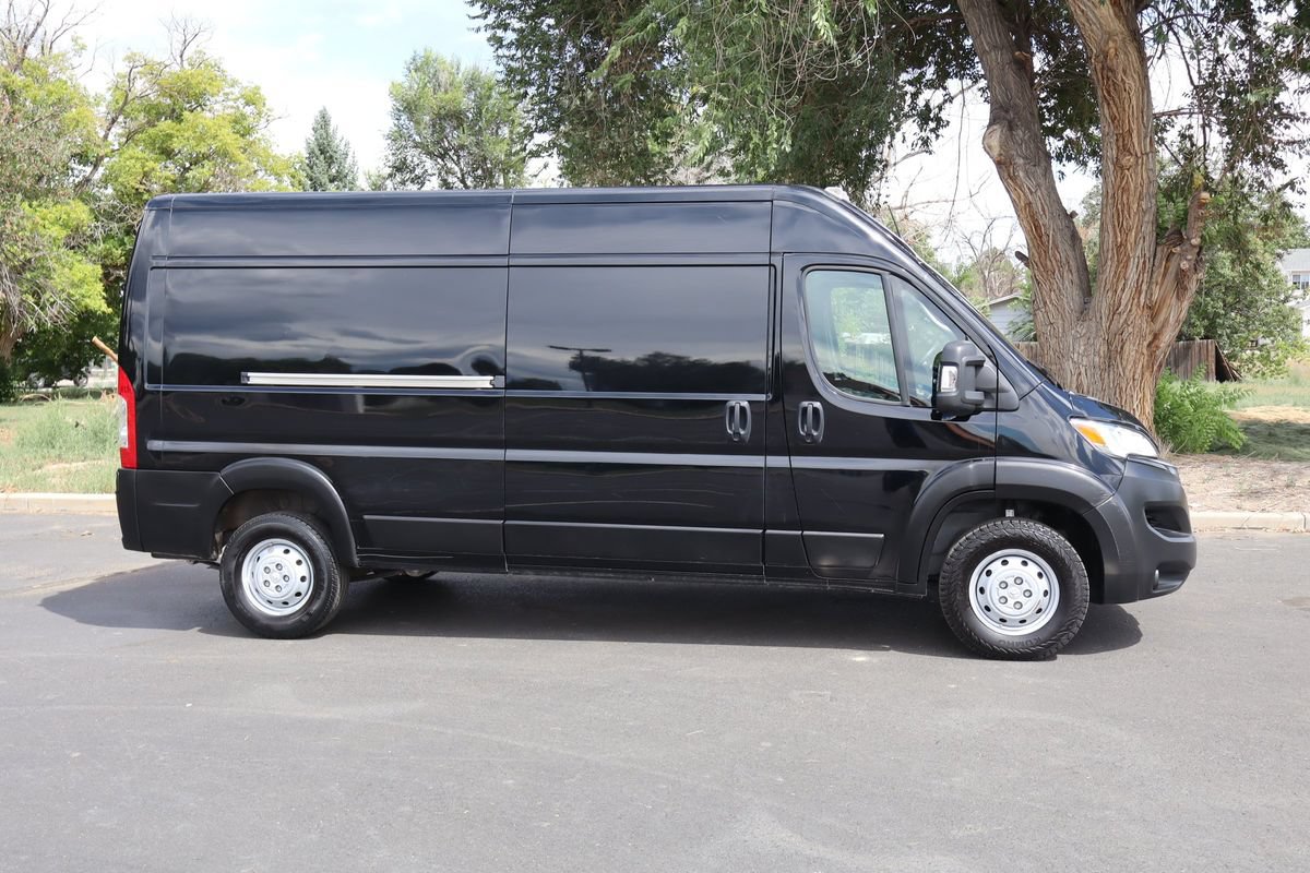 Used 2023 RAM ProMaster 2500 FWD image 3