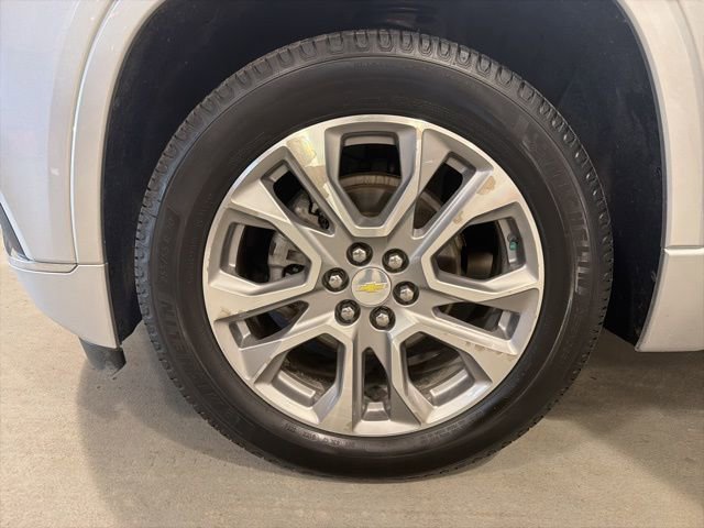Used 2021 Chevrolet Traverse Premier w/ LPO, Floor Liner Package image 32
