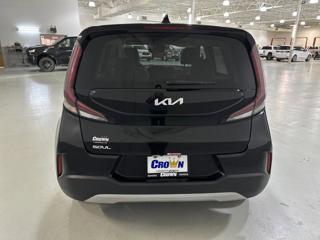 Used 2024 Kia Soul LX image 7