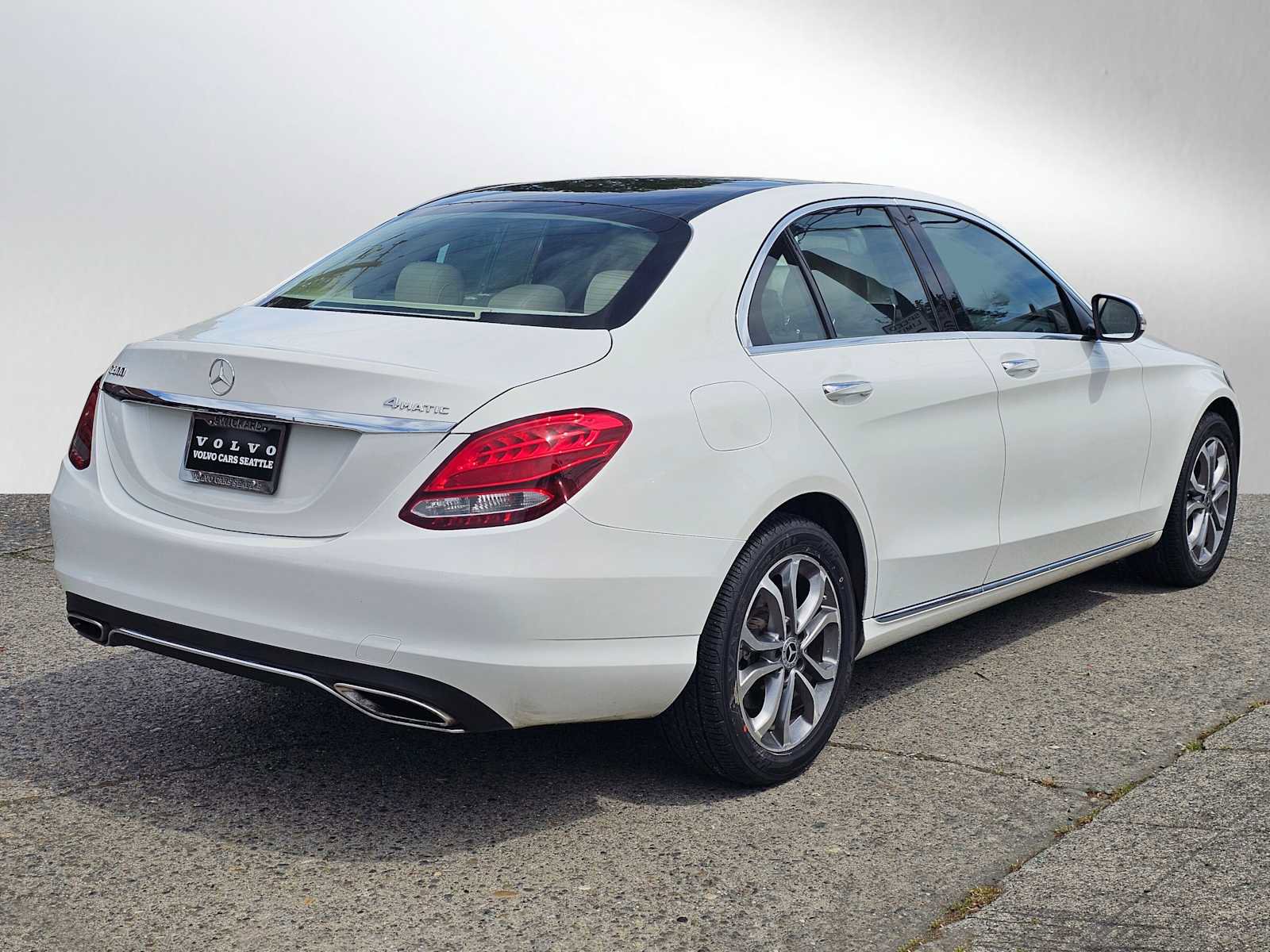 Used 2017 Mercedes-Benz C 300 4MATIC Sedan image 3