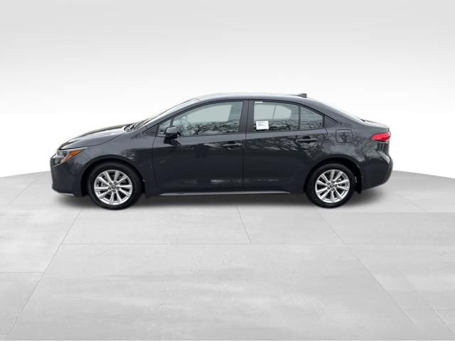 New 2026 Toyota Corolla LE FWD image 2