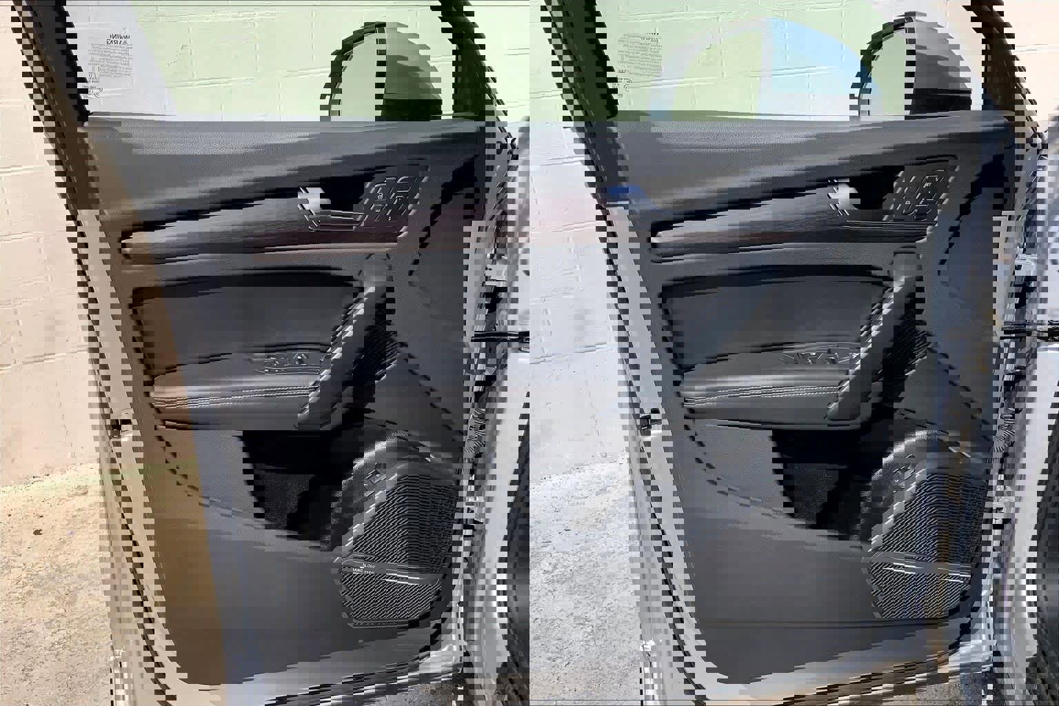 Used 2022 Audi Q5 2.0T Premium Plus w/ Premium Plus Package image 28