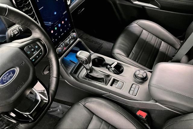 Used 2025 Ford Ranger Lariat w/ FX4 Off-Road Package image 16