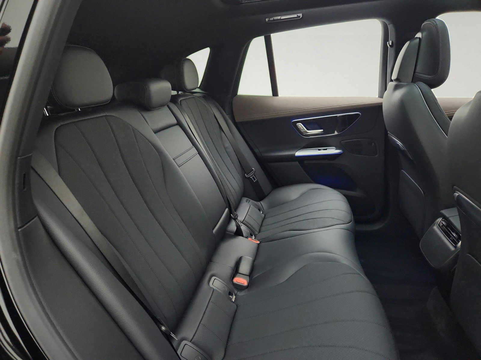 New 2026 Mercedes-Benz EQE 320 4MATIC SUV image 27