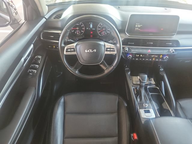Used 2022 Kia Telluride S FWD image 7