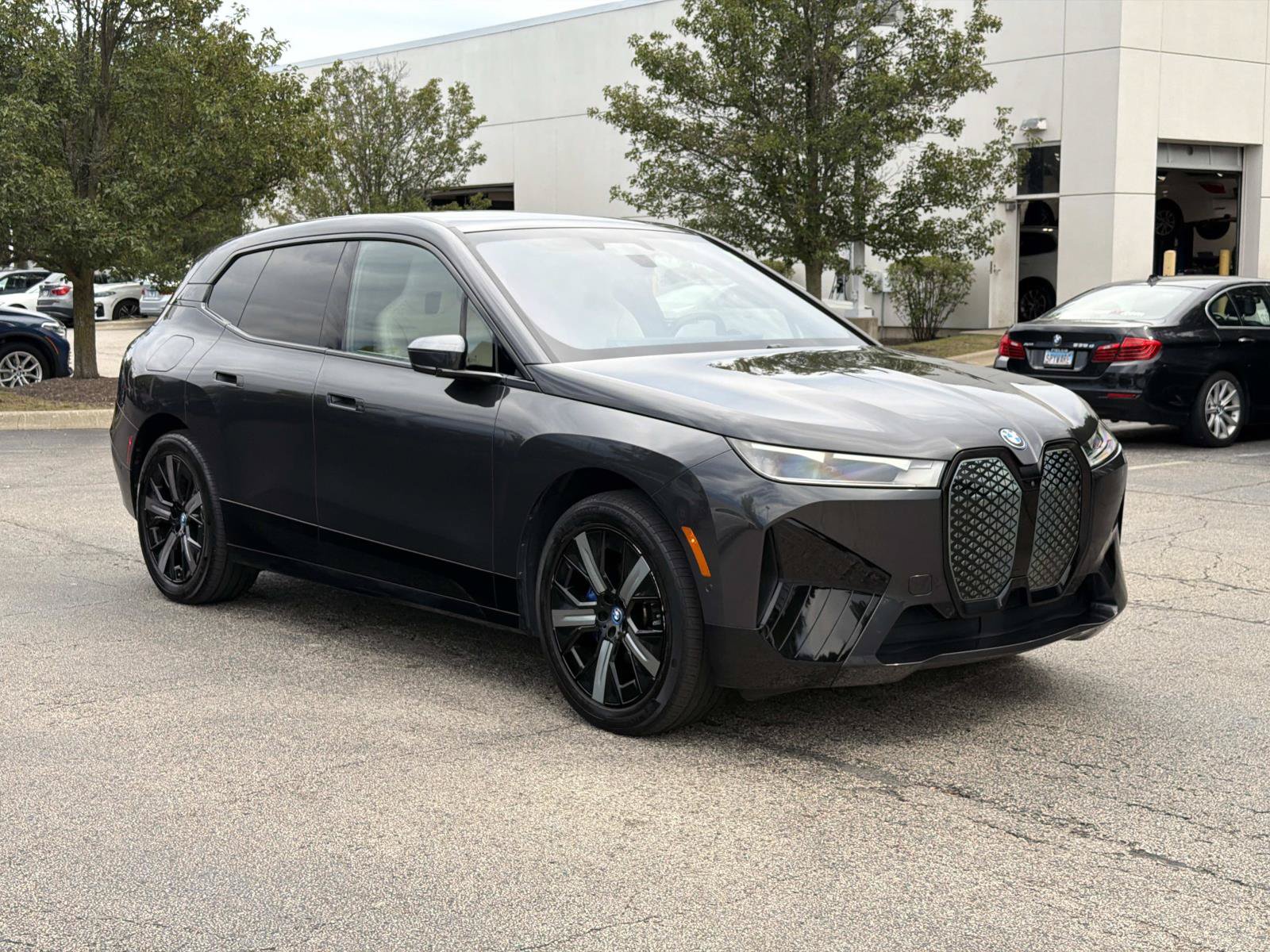 Certified 2024 BMW iX xDrive50 w/ Sport Package AWD/4WD image 3