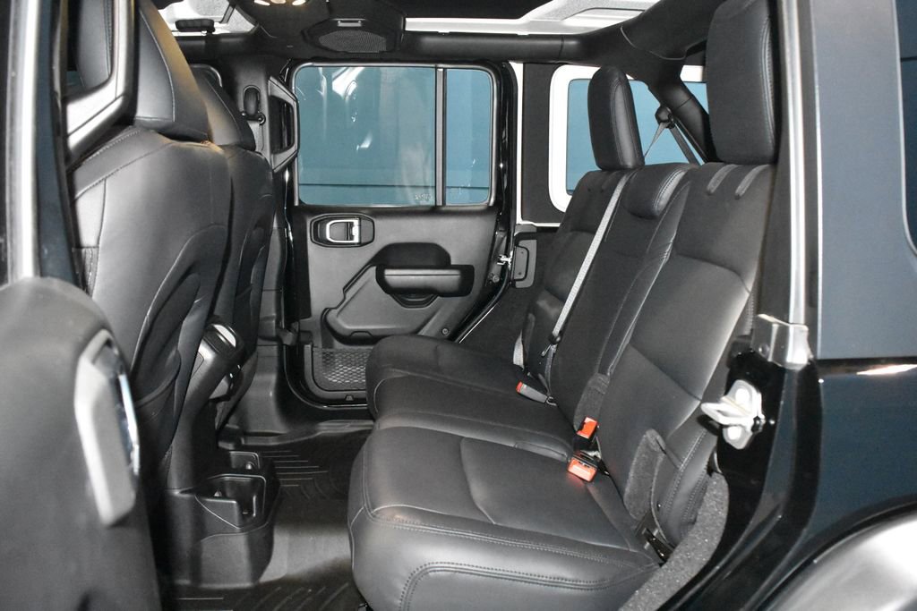 Used 2021 Jeep Wrangler Unlimited Sport image 19