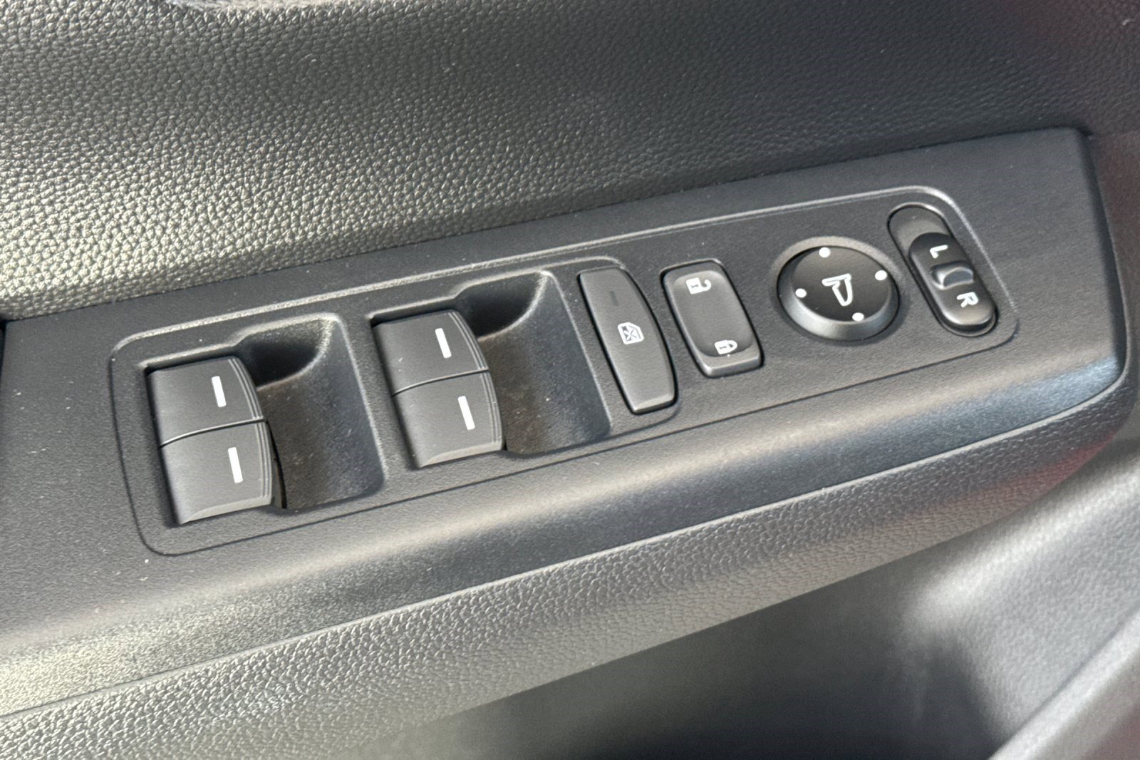 Used 2024 Honda CR-V Sport-L image 13