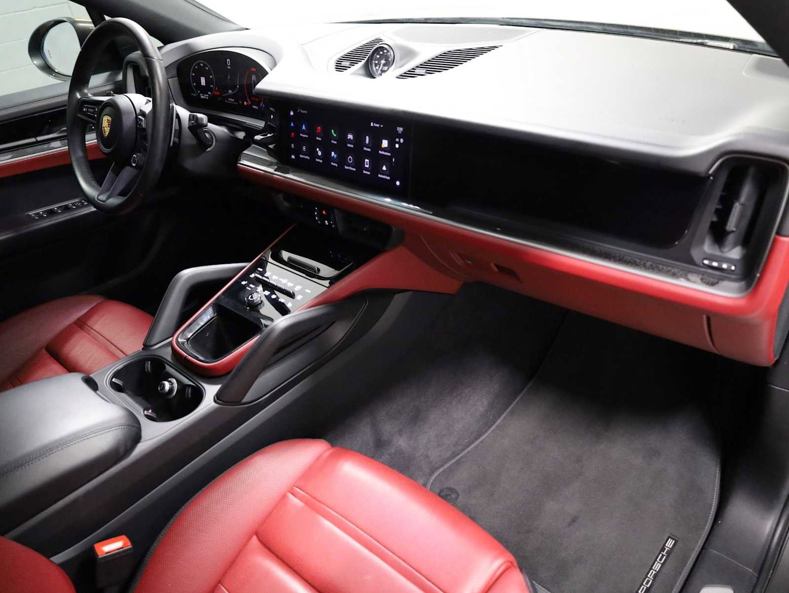 Used 2024 Porsche Cayenne S AWD/4WD image 6