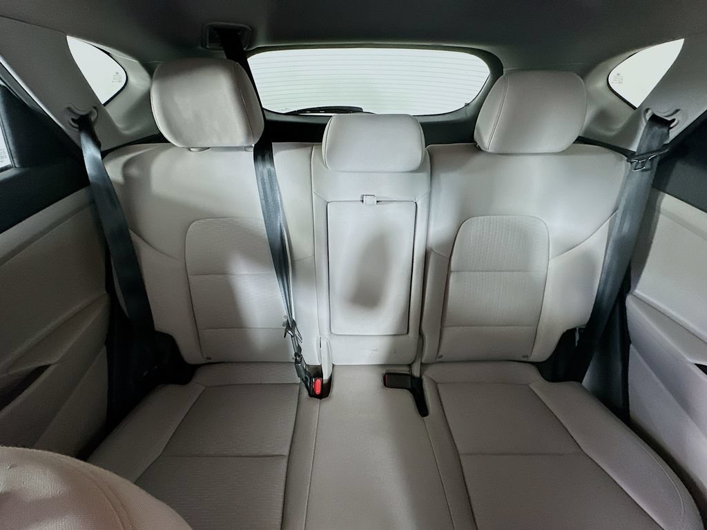 Used 2020 Hyundai Tucson SE w/ Cargo Package FWD image 13