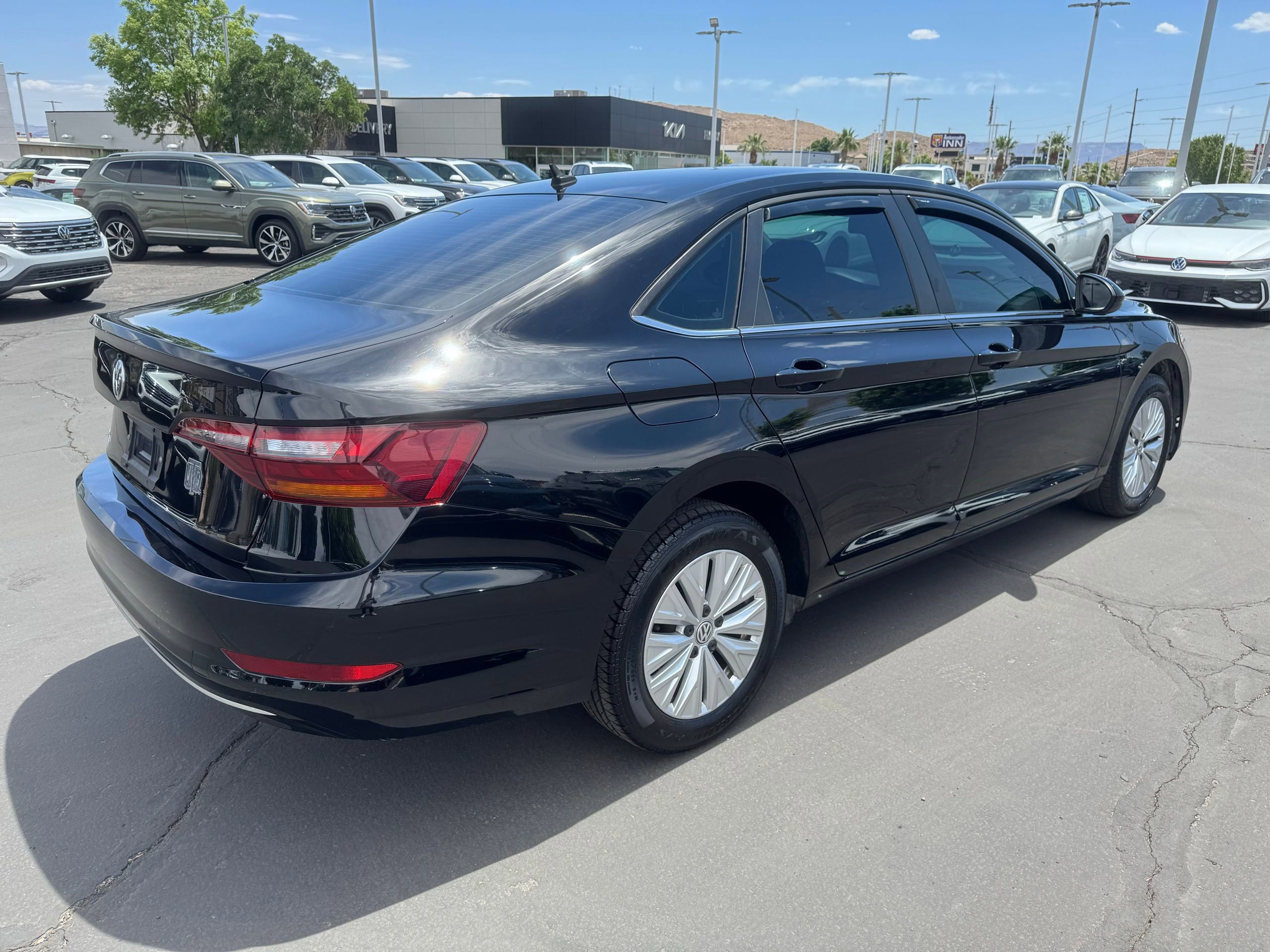 Used 2019 Volkswagen Jetta FWD image 6