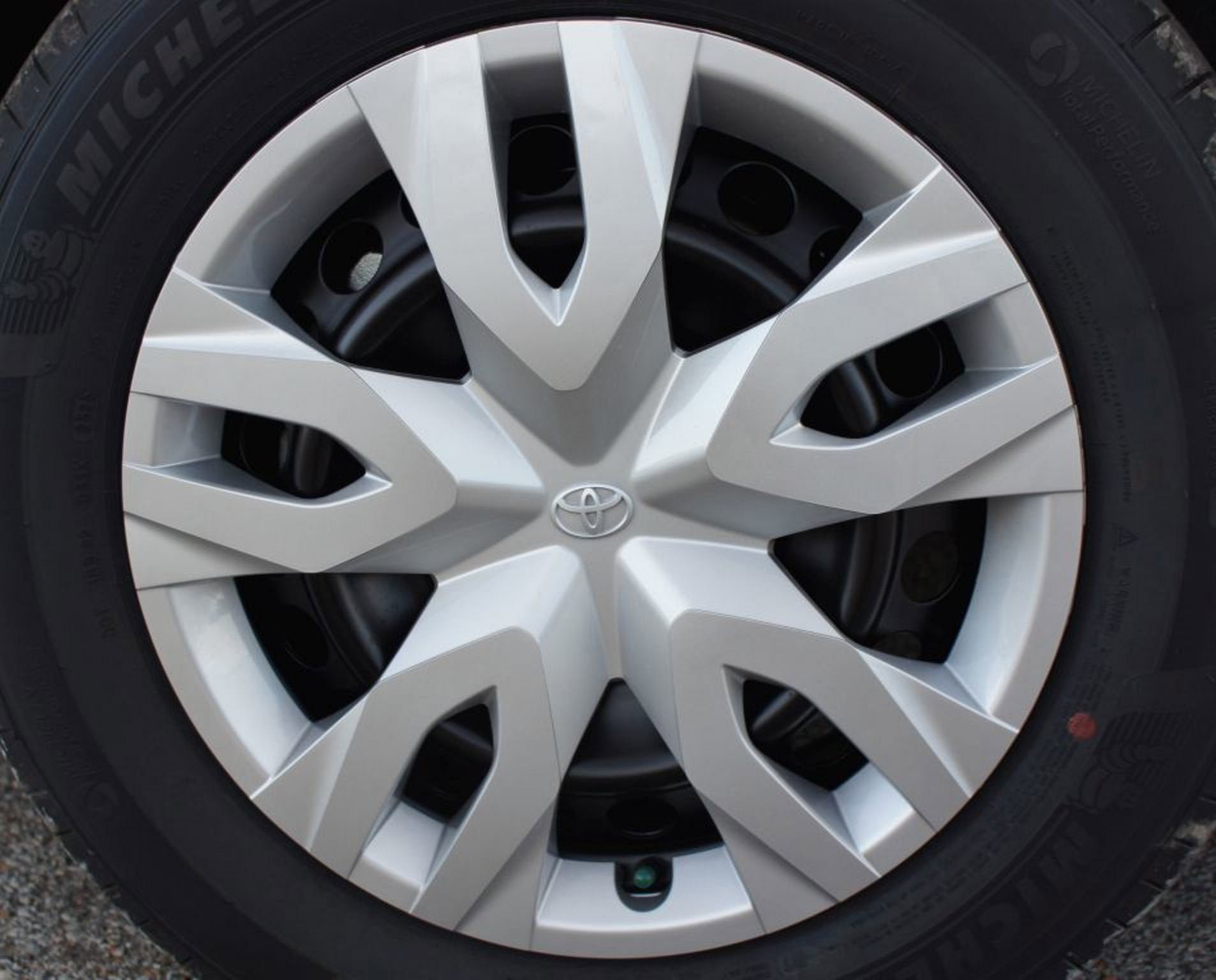 Used 2026 Toyota Corolla Cross L FWD image 7