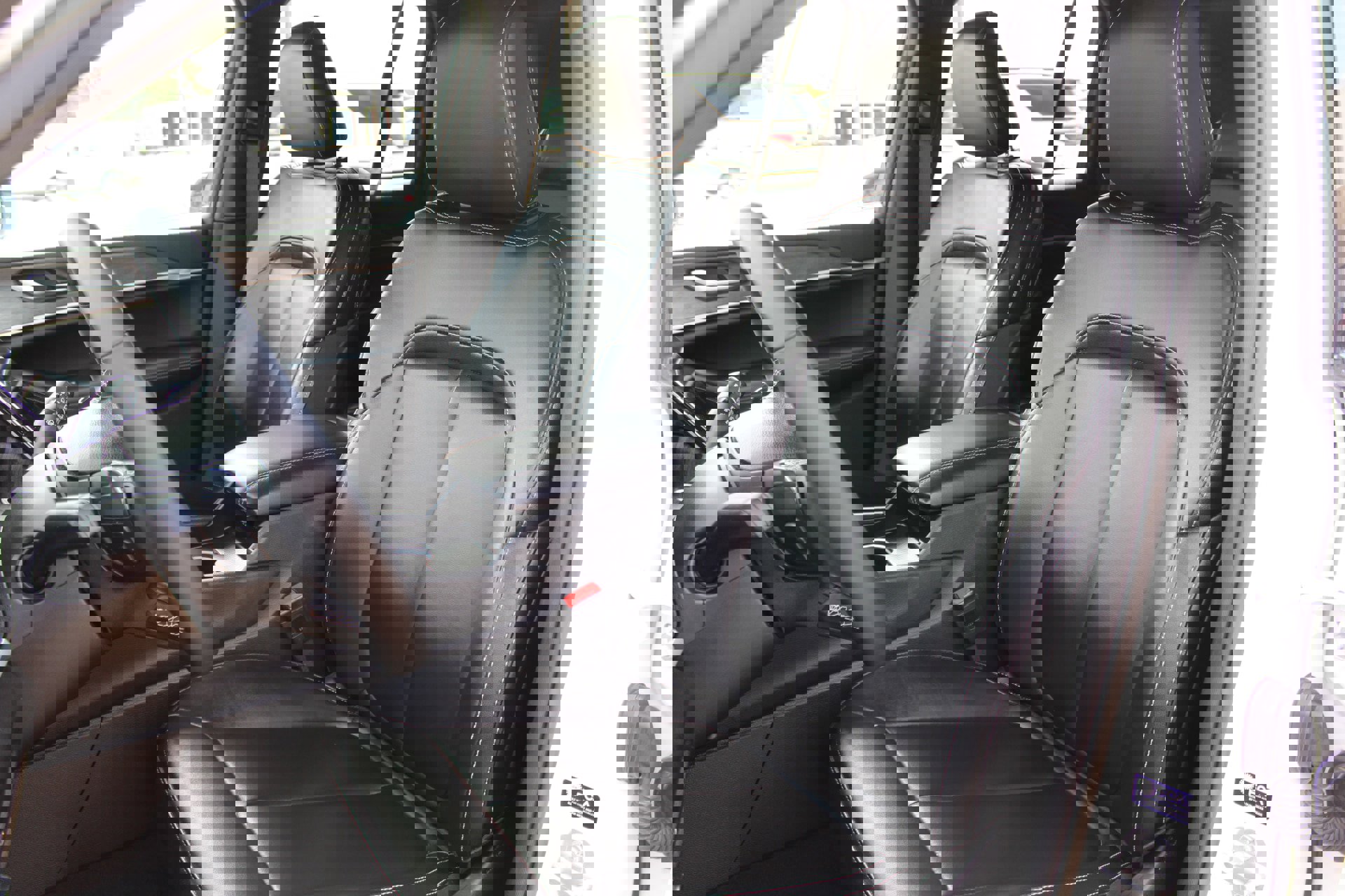 Used 2024 Jeep Grand Cherokee Limited image 48