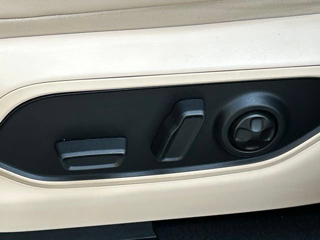 Used 2022 Jeep Grand Cherokee Limited AWD/4WD image 21