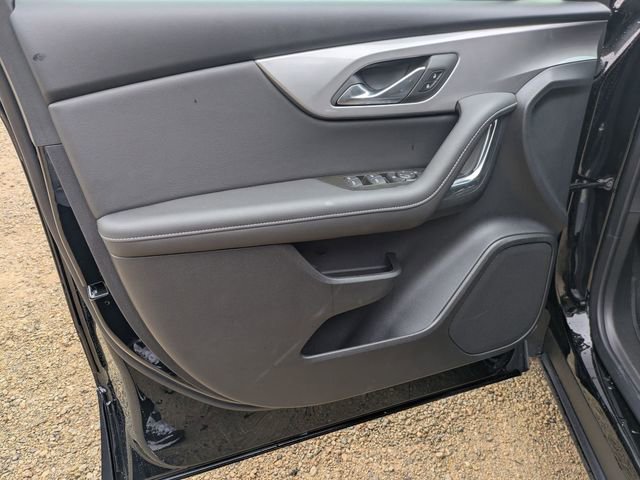 New 2025 Chevrolet Blazer LT image 8