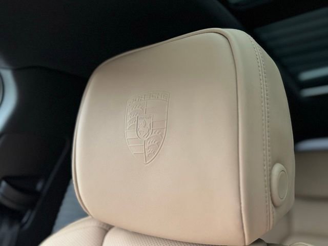 New 2026 Porsche Macan Turbo AWD/4WD image 31