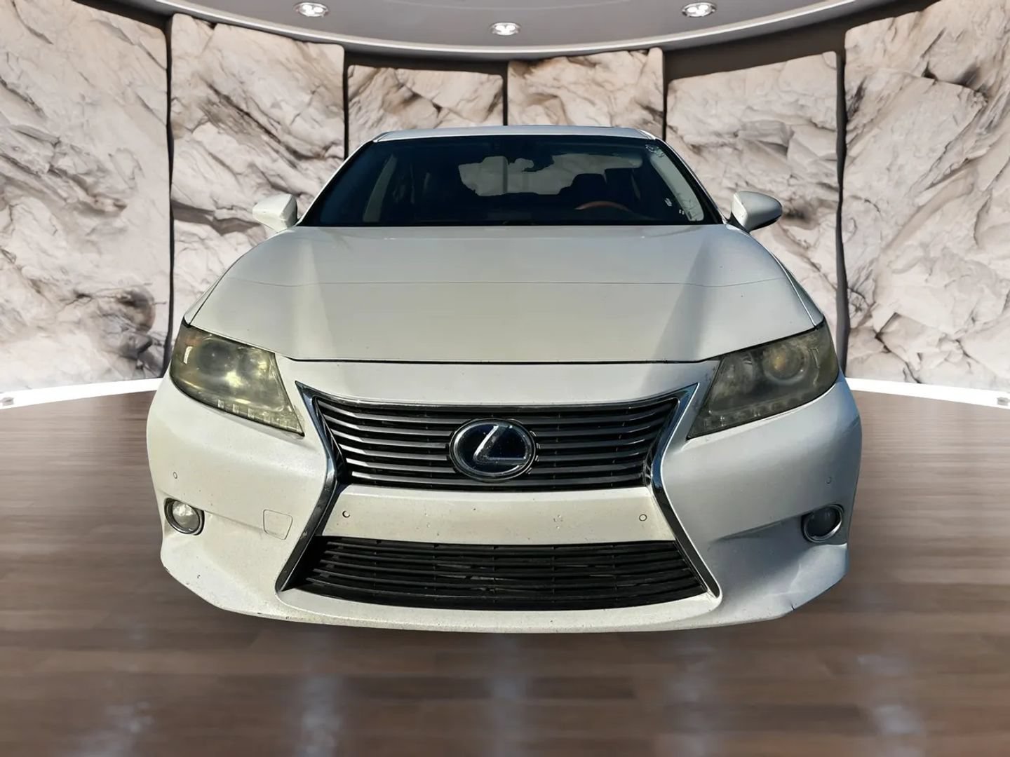 Used 2013 Lexus ES 300h w/ Luxury Pkg FWD image 2