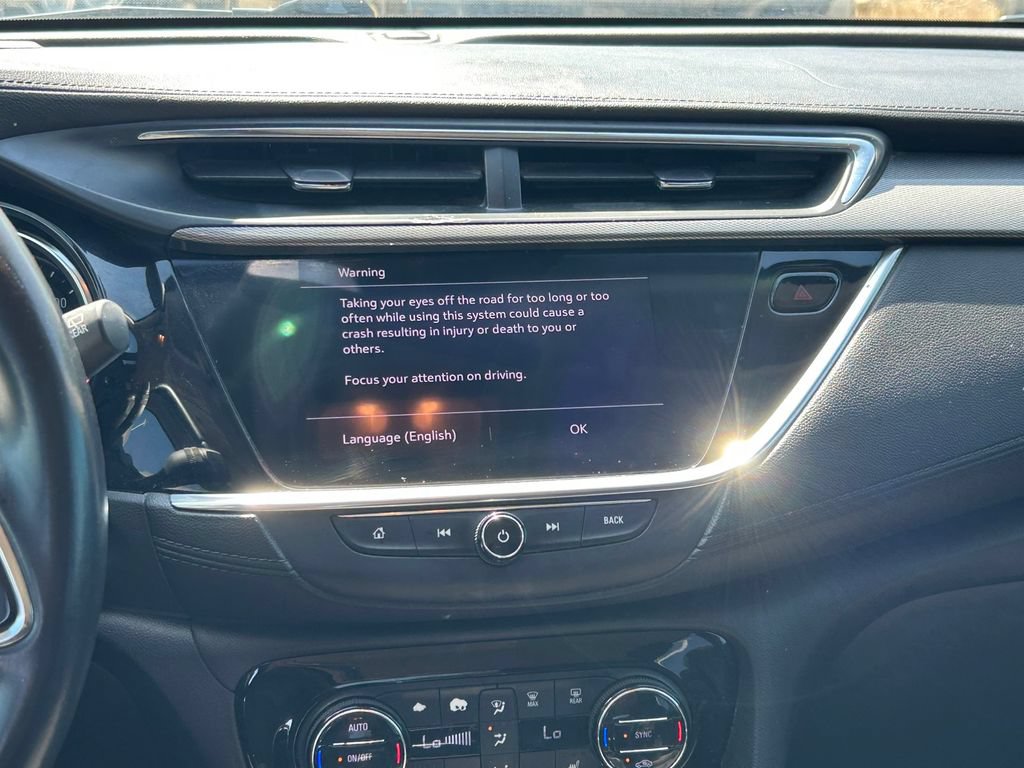Used 2020 Buick Encore GX Select w/ Sport Touring Package FWD image 19