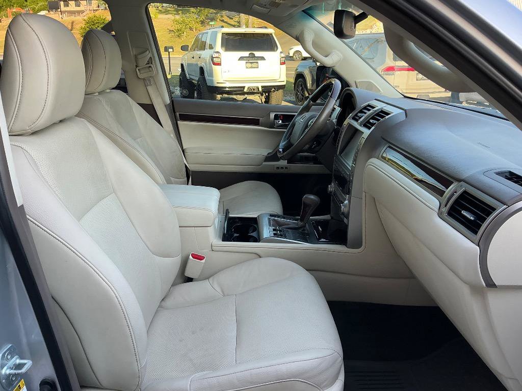 Used 2019 Lexus GX 460 Premium w/ Premium Package AWD/4WD image 13