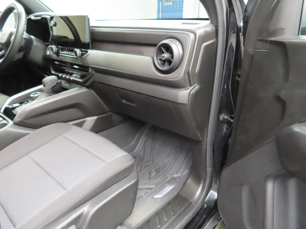 Used 2024 Chevrolet Colorado Trail Boss w/ Advanced Trailering Package AWD/4WD image 34