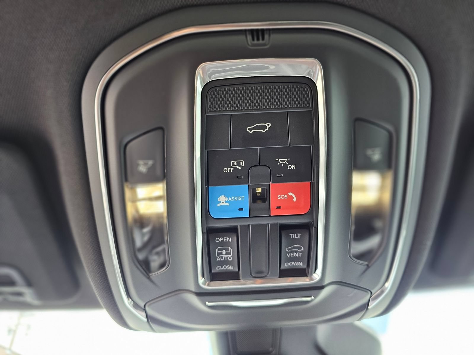 New 2026 Jeep Grand Cherokee L Altitude RWD image 18