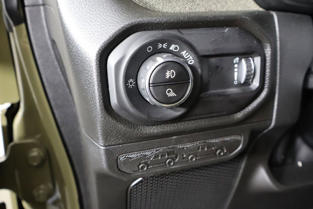 New 2026 Jeep Gladiator Sport image 23