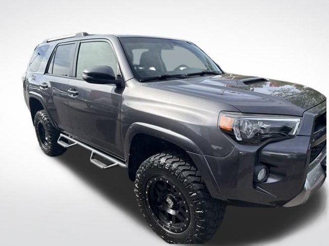 Used 2016 Toyota 4Runner Trail Premium AWD/4WD image 6