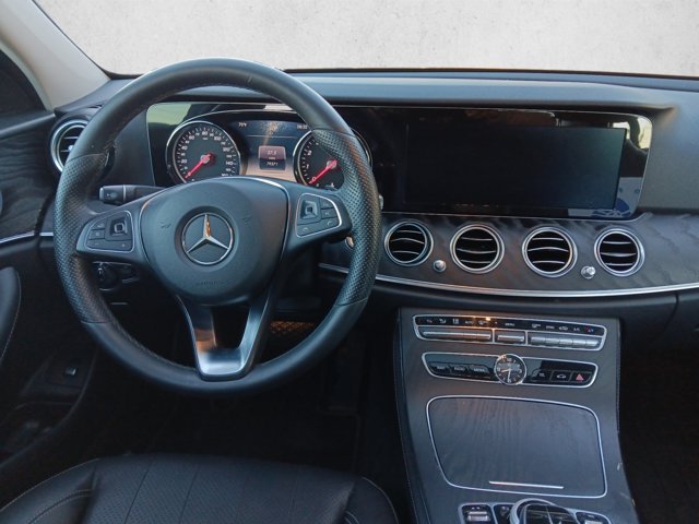 Used 2018 Mercedes-Benz E 300 image 19