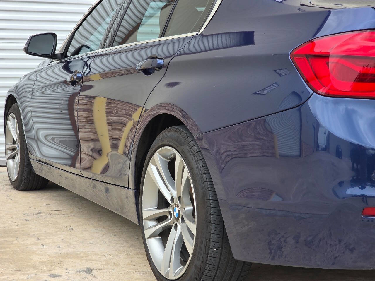 Used 2017 BMW 330i Sedan RWD image 37