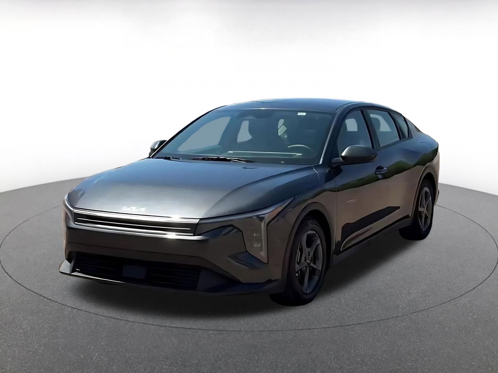 Used 2025 Kia K4 LXS image 7