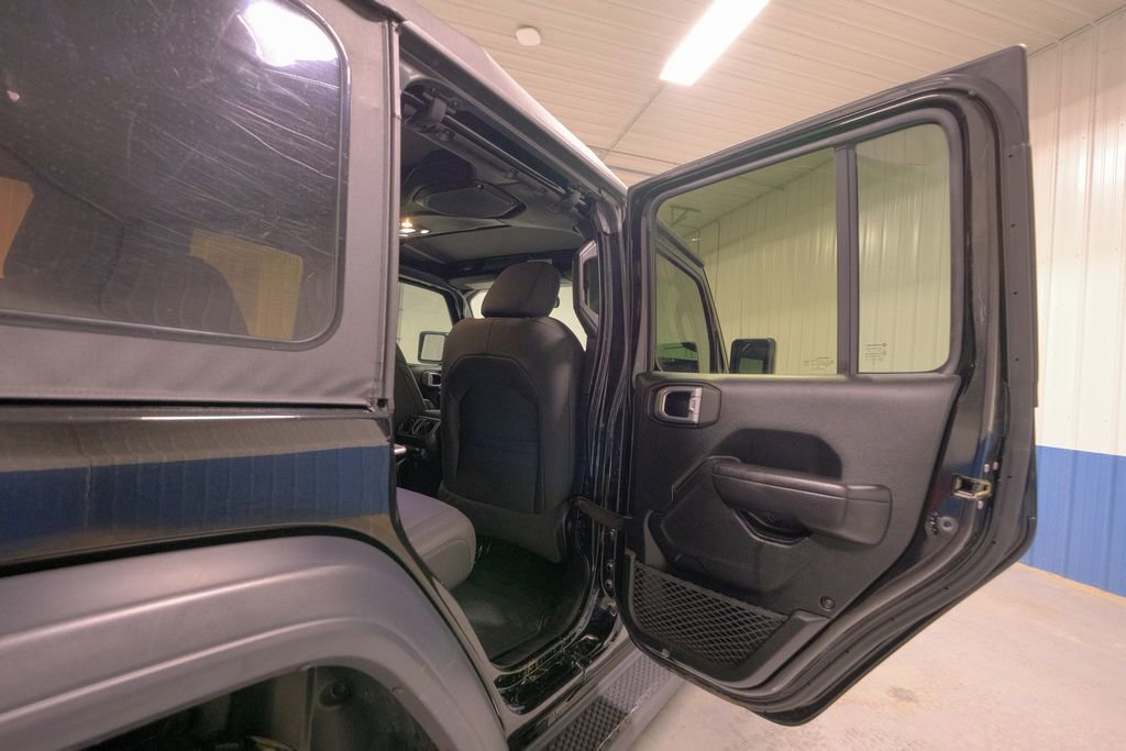 Used 2020 Jeep Wrangler Unlimited Sport S image 17