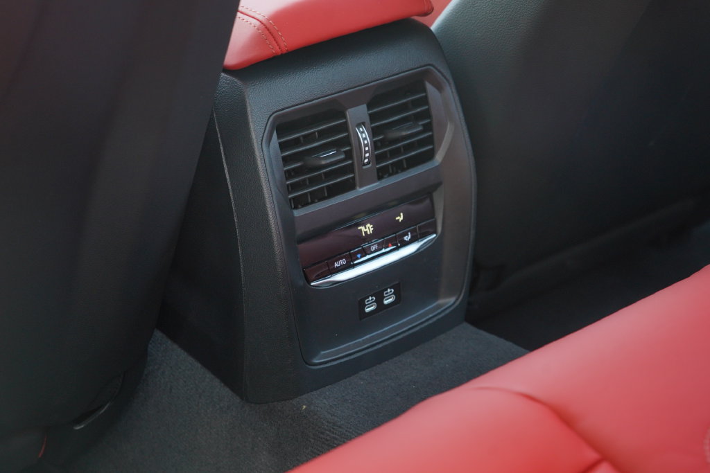 New 2027 BMW M3 w/ Executive Package RWD image 39