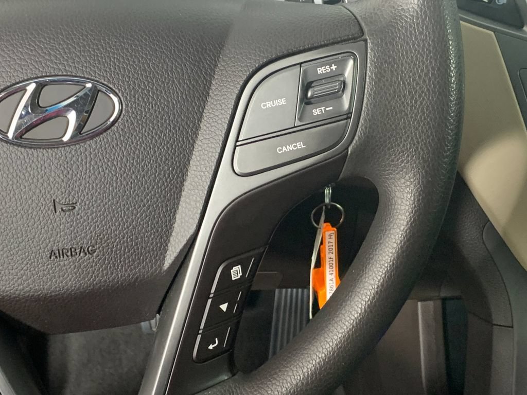 Used 2017 Hyundai Santa Fe Sport FWD image 19