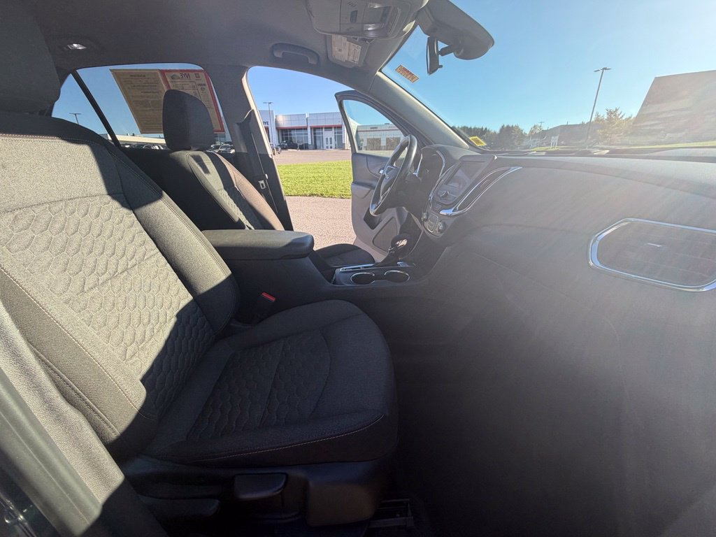 Used 2020 Chevrolet Equinox LT AWD/4WD image 34