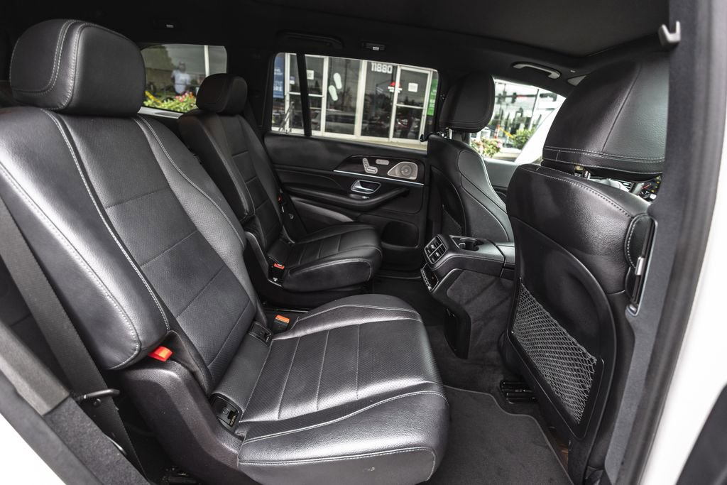 Used 2021 Mercedes-Benz GLS 450 4MATIC image 32