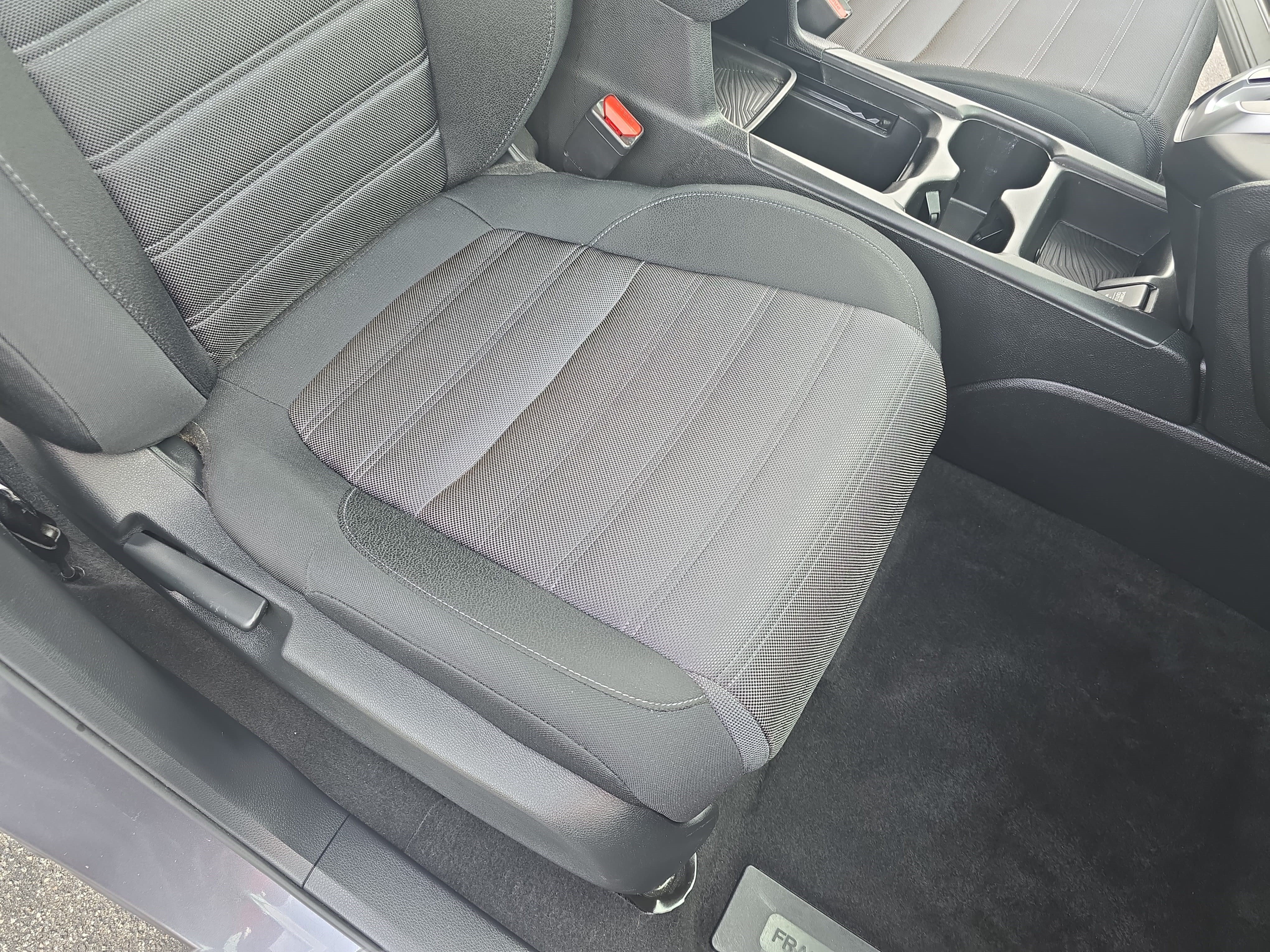 Used 2019 Honda CR-V LX image 10