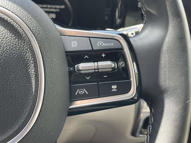 Used 2023 Kia Sorento SX Prestige w/ Panoramic Sunroof Package AWD/4WD image 22