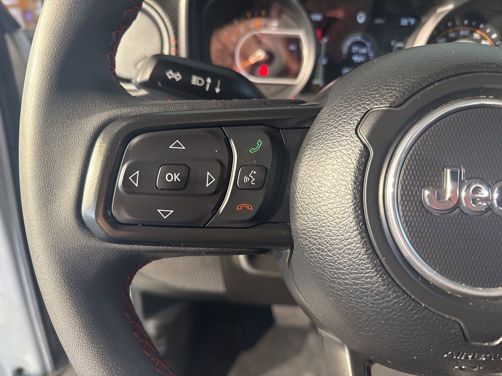 Used 2024 Jeep Wrangler Unlimited Rubicon image 24