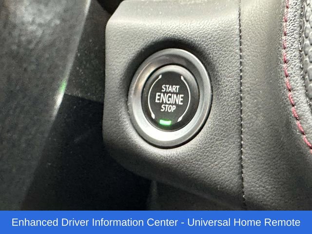 Used 2022 Chevrolet Suburban RST image 13