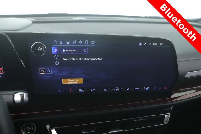 Used 2025 Chevrolet Traverse Z71 w/ LPO, Floor Liner Package image 23