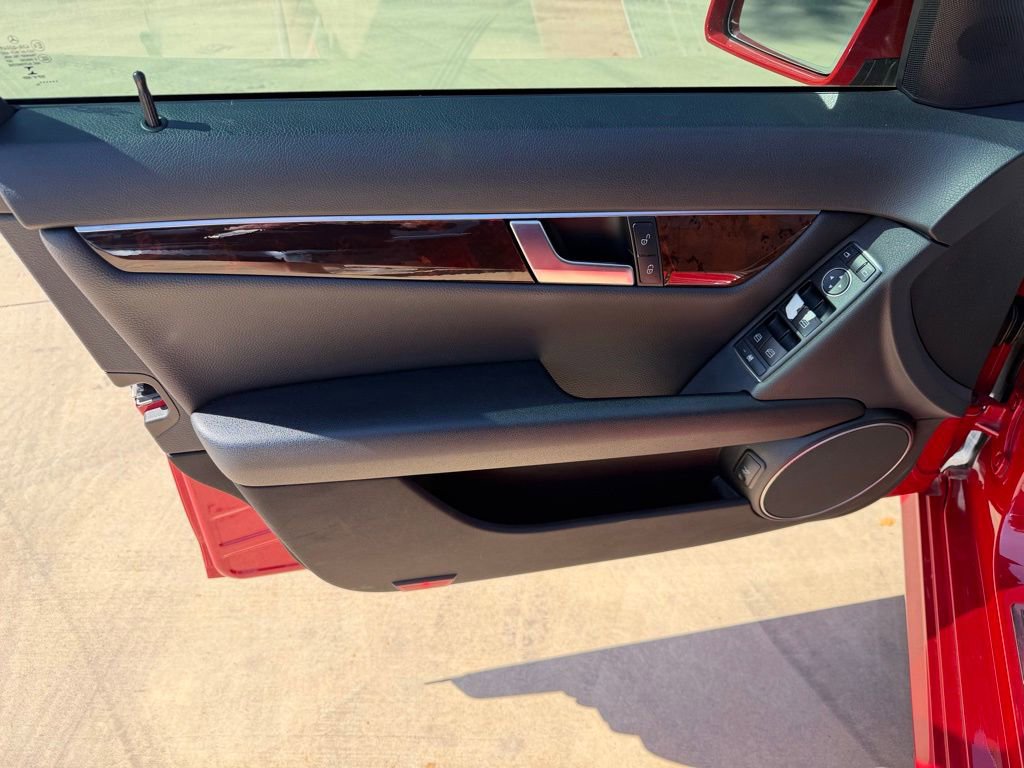 Used 2014 Mercedes-Benz C 250 Sedan image 12