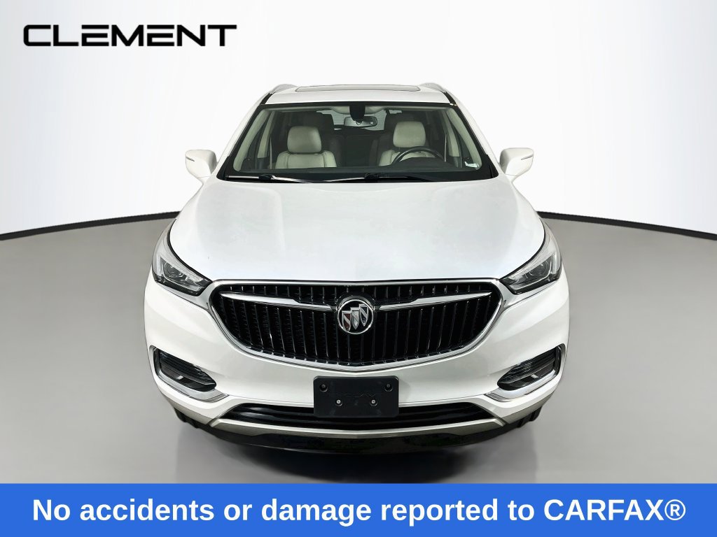 Used 2020 Buick Enclave Essence w/ Sound and Sites Package FWD image 3