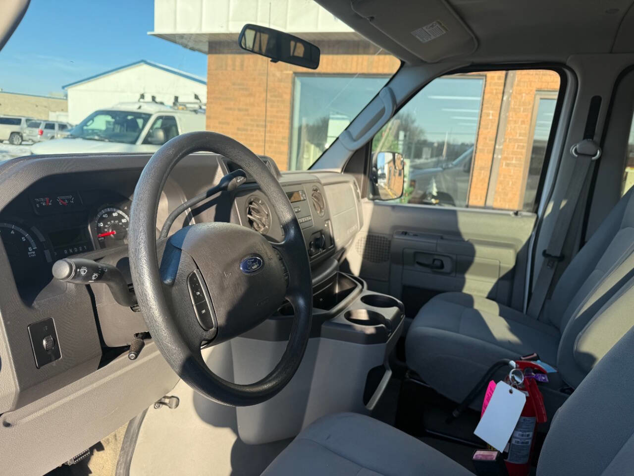 Used 2012 Ford E-350 and Econoline 350 XL w/ Interior Upgrade Pkg image 13