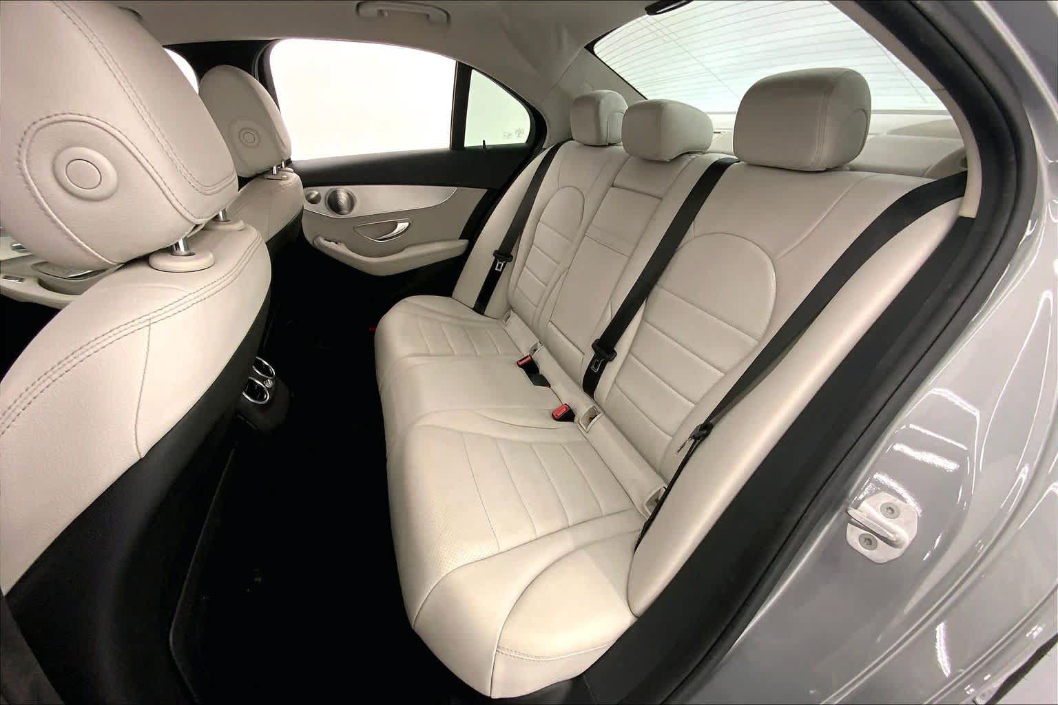 Used 2016 Mercedes-Benz C 300 Sedan image 17