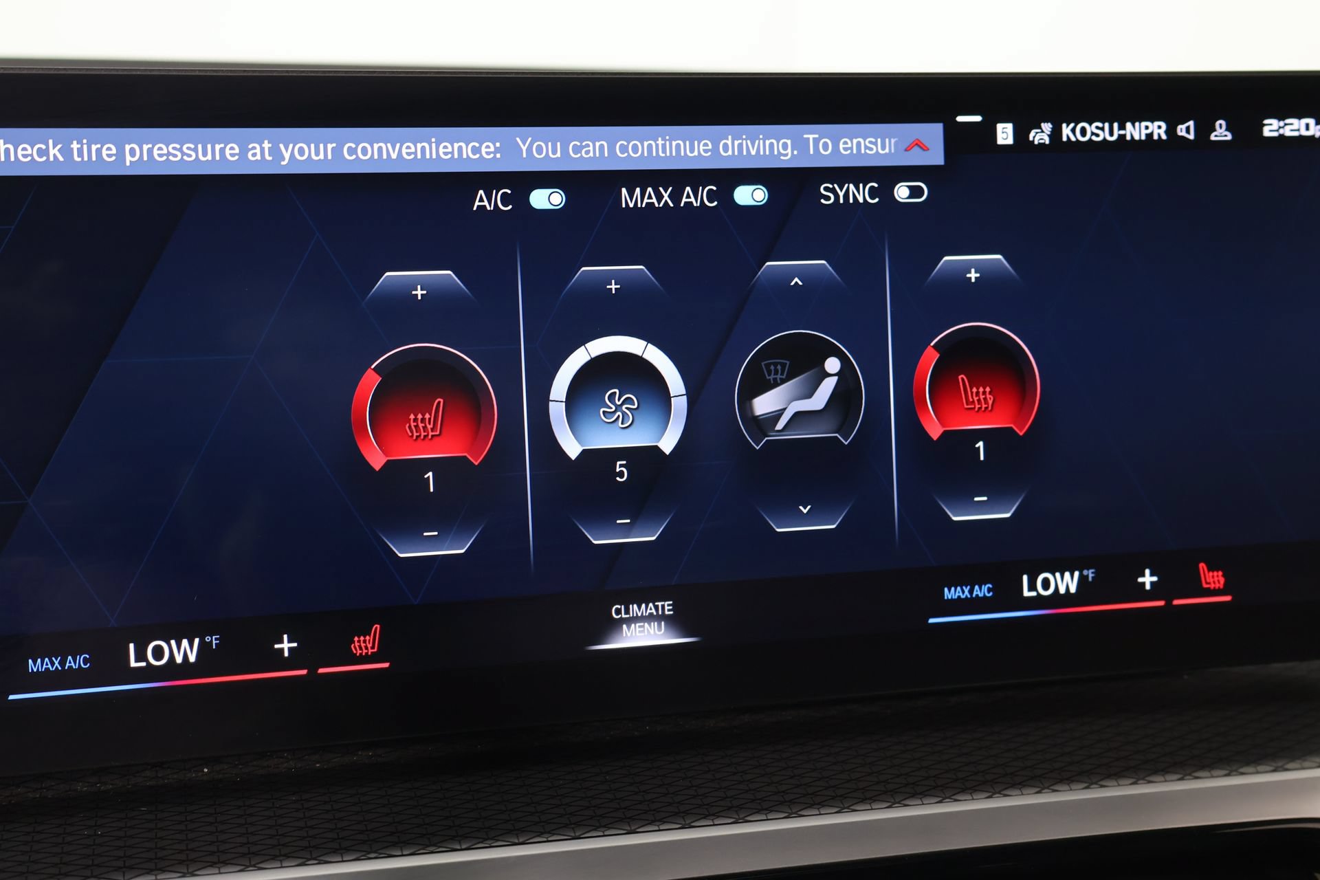 Used 2023 BMW M2 w/ Lighting Package RWD image 7