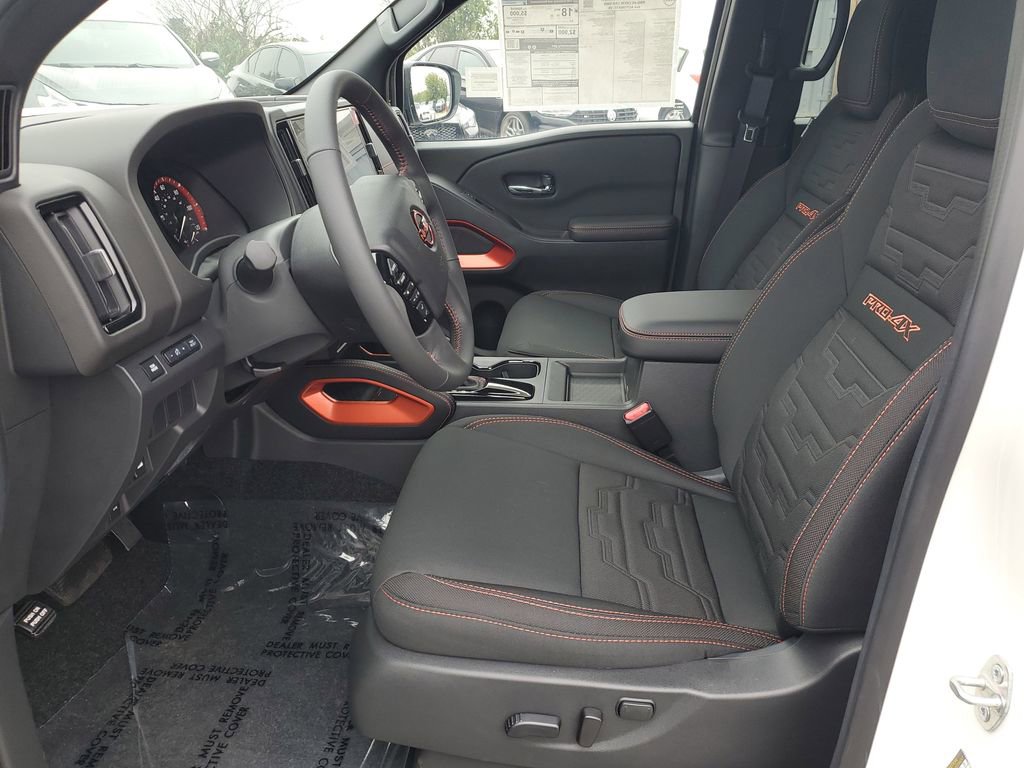 New 2025 Nissan Frontier PRO-4X image 4