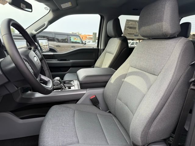 Used 2025 Ford F150 Lightning XLT AWD/4WD image 10