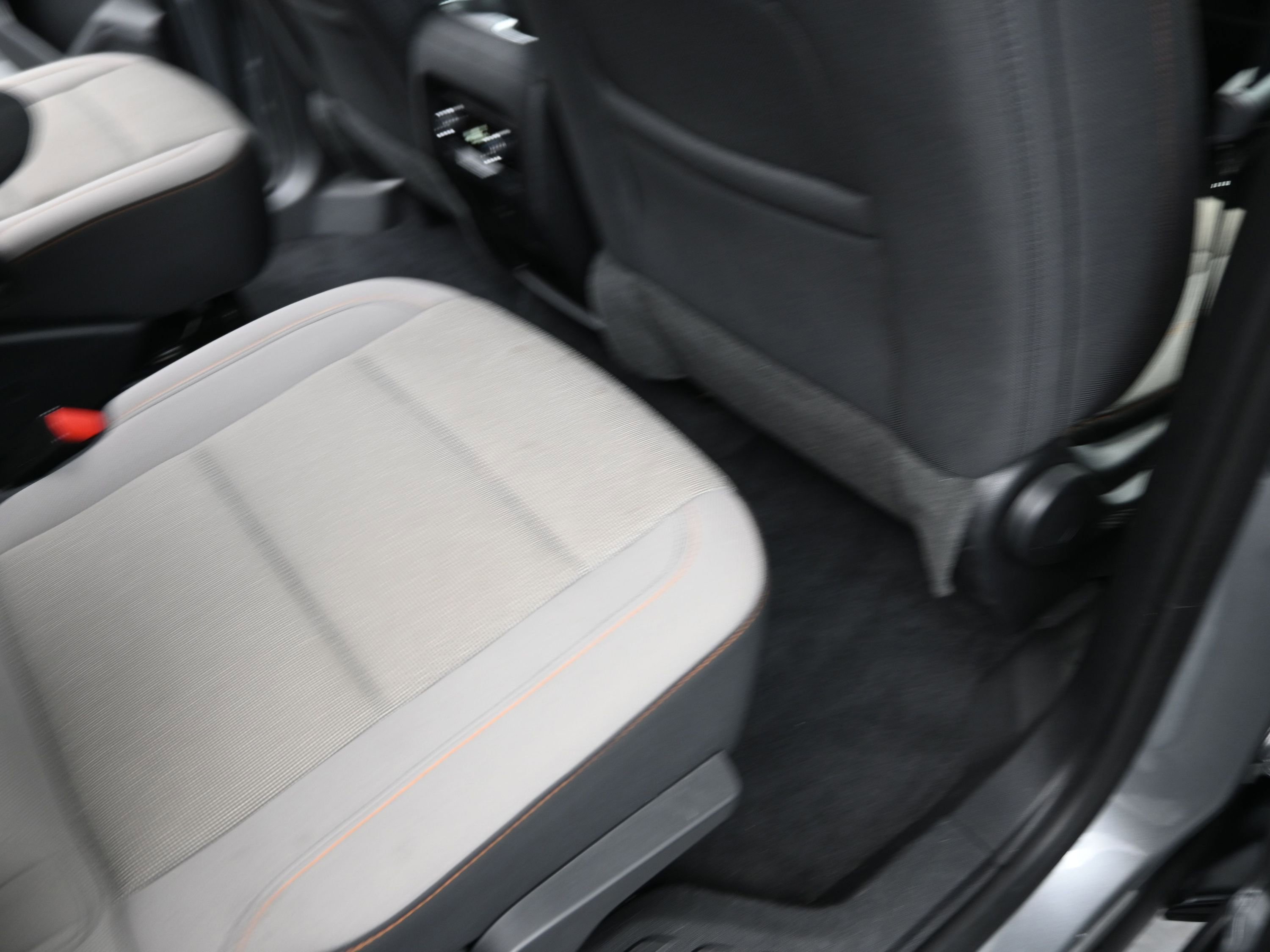 Used 2025 Chevrolet Traverse LT image 20