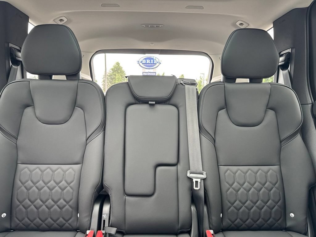 New 2026 Volvo XC90 B6 Plus w/ Protection Package AWD/4WD image 18