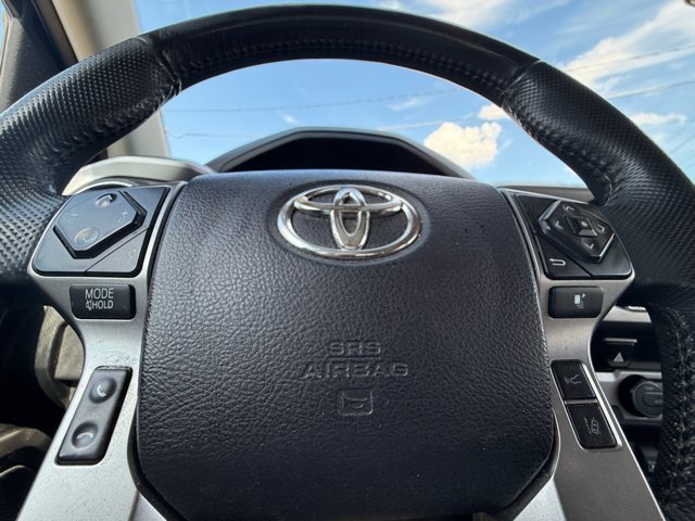 Used 2021 Toyota Tacoma SR5 AWD/4WD image 19